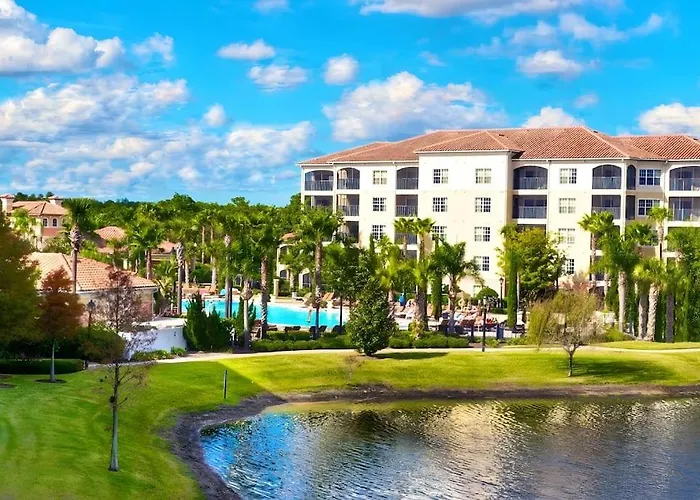 Entire Rental 3-Br Minutes From Disney X8 Hot Tub Apartment 2204