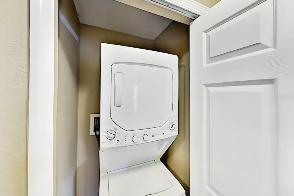 Appartement Entire 3-br Minutes From X8 Hot Tub 2204 Orlando